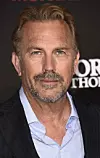 Kevin Costner želi do 13. srpnja iseliti suprugu s imanja u Santa Barbari