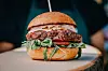 Treatment burger, BBQ Hot Yard