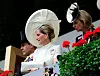 Sophie tada još grofica od Wessexa, u. lipnja 2015., na Royal Ascotu nosila je efektan bijeli šešir kojeg je dizajnirala Jane Taylor