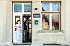 Klanjec, 230122. Centar mjesta. Jerko Marcic i Dunja Bovan su staru kucu obnovili i uskoro u sklopu nje otvaraju kino. Na fotografiji: Dunja Bovan i Jerko Marcic.