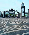 Trg u Ponta Delgadi, glavnom gradu Azora.