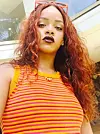 Rihanna je na kosu stavila i crvenu boju, brzo je odustala.