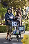 Kevin Federline u shoppingu sa sinom Jadenom
