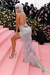 Jennifer Lopez u haljini Ateliera Versace 2019.