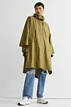 Duga kabanica, H&M, 374,92 kn, 49,99 €.