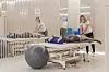 Stručnjaci za fizikalnu medicinu i rehabilitaciju rade s pacijentima kako bi im omogućili povratak u punu funkcionalnost i održavanje zdravog života