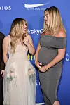 Maisy Stella i Margot Robbie u visokoj trudnoći na specijalnoj projekciji filma ‘My Old Ass‘ u Los Angelesu u rujnu