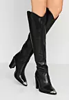 Zalando, Bronx 191,95 eura