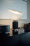 Lampa Flos Taccia krasi dnevni boravak