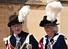 Poglavar Reda podvezice je kralj Charles, a njeogva supruga Camilla, punoporavna je članica nakon odluke kraljice Elizabete iz 1987.