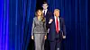 Melania, Barron i Donald Trump na jednom od njegovih skupova