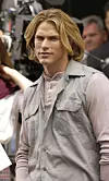 NEW YORK - MAY 20: Actor Jason Lewis who plays Kim Cattrall's boyfriend rehearses a scene on the set of the