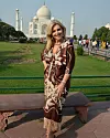 Obavezna fotografija iz Indije s Taj Mahalom u pozadini