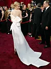 HOLLYWOOD, CA - FEBRUARY 29: Actress Renee Zellweger attends the 76th Annual Academy Awards at the Kodak Theater on February 29, 2004 in Hollywood, California. (Photo by Carlo Allegri/Getty Images)