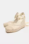 Pletena platforma-sandala, 49,95 eura
