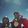 Alpinist Stipe Božić pri usponu na Mount Eeverest 15.5.1979. godine u društvu Šerpe Ang Phua