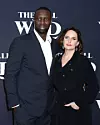 Omar Sy sa suprugom ima petero djece, tri djevojčice i dva dječaka.