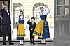 Princeza Victoria i princ Daniel s djecom, princezom Estelle i princom Oscarom otvorili su vrata štokholmske kraljevske palače za posjetitelje