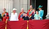 Camilla i Charles te William i Catherine s djecom, kao najviše rangirani članovi kraljevske obitelji koje ni skandali ni bolesti ne sprječavaju u obavljanju dužnosti