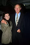 Gene i supruga Betsy Arakawa snimljeni 1992.