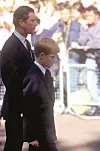 ‘Mene je otac tretirao onako kako su tretirali njega, a taj ciklus boli i patnje ja želim prekinuti’, rekao je princ Harry.