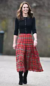 Božić 2018. provela je u divnoj tartan suknji dizajnerice Emilie Wickstead .