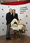 Ana sa suprugom Boranom Uglešićem na premijeri 'Zlatokose'