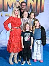 Supružnici s djecomna svjetskoj premijeri filma ‘Jumanji: The Next Level‘ u Hollywoodu 2019.
