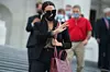 Alexandria Ocasio-Cortez s Telfar torbom