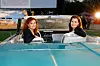AMY SUSSMAN/GETTY IMAGES/PROFIMEDIA Susan Sarandon i Geena Davis na humanitarnoj drive-in kino projekciji u sklopu 30. godišnjice od filma ”Thelma And Louise”.