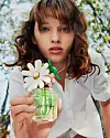 Marc Jacobs Daisy Wild kombinacija jasmina, cvijeta banane i makadamije, EdP 50 ml, 150 €