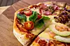 Pizza iz krušne peći restorana Velum