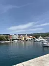 Jutarnji mir i tišina u pitoresknom gradu