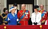 S kraljicom, princem Philipom, princezom Anne i vojvodom od Kenta 2003. na svečanosti Trooping the Colour