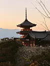 Kiyomizu-dera, hram, jedan od simbola Kyota, idealan za zalazak sunca