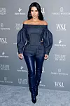 Kim je uz pomoć majke Kris dogovorila vlastiti reality show preko PR stratega Paris Hilton, Sheeraza Hasana