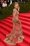 Beyonce, 2015., tema 'China: Through the Looking Glass', nosi Givenchy