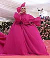 Lady Gaga 2019., tema 'Camp: Notes on Fashion', nosi Brandon Maxwell
