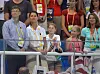 Obitelj Gates u sretnijim vremenima, na Olimpijskim igrama u Pekingu