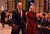 Zara Tindall u kaputu znakovite boje sa suprugom Mikeom