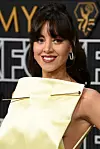 Iako je njezina neobična modna kreacija s iglom plijenila pažnju, Aubrey Plaza se ipak odlučila za nešto jednostavniju šminku i frizuru