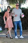 Selma Blair i Ron Carlson u šetnji nakon terapija