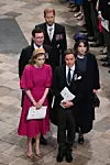Princeza Beatrice u društvu supruga, sestre i šogora te princa Harryja