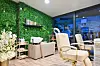 U sklopu salona nalazi se i barber shop