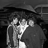 The Supremes 1964. godine u londonskoj zračnoj luci