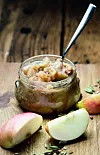 Chutney se servira kao prilog mesnom jelu ili kao desert.