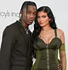 Kylie i Travis.