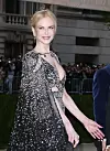 Nicole Kidman u haljini Alexander McQueen na otvorenju izložbe Art‘s Costume Institute u The Metropolitan Muzeju