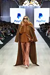 Povratak Elle Macpherson na modnu pistu
