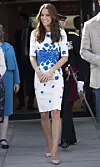 156182, The Duchess of Cambridge seen leaving Keech Hospice Care in Luton. Luton, United Kingdom - Wednesday August 24, 2016. UK, FRANCE, AUS, NZ, CHINA, HONG KONG, TAIWAN, SPAIN & ITALY OUT,Image: 297840792, License: Rights-managed, Restrictions: RESTRICTIONS APPLY, Model Release: no, Credit line: i-Images, PacificCoastNews / Pacific coast news / Profimedia